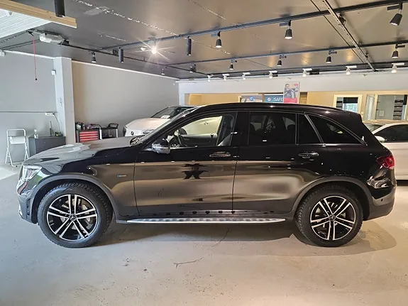 Mercedes-Benz Glc300 E 2021 photo 2