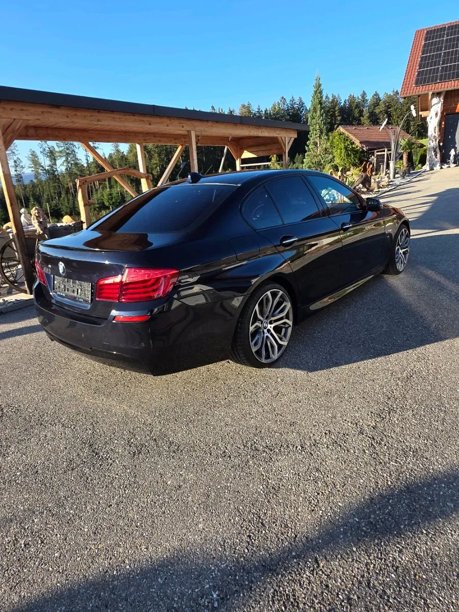 BMW 5 Series 2015 photo 3
