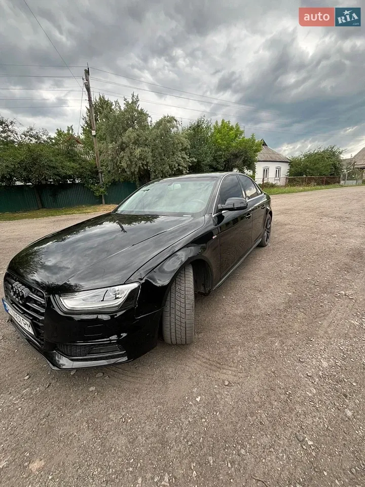 Audi A4 2015 photo 2