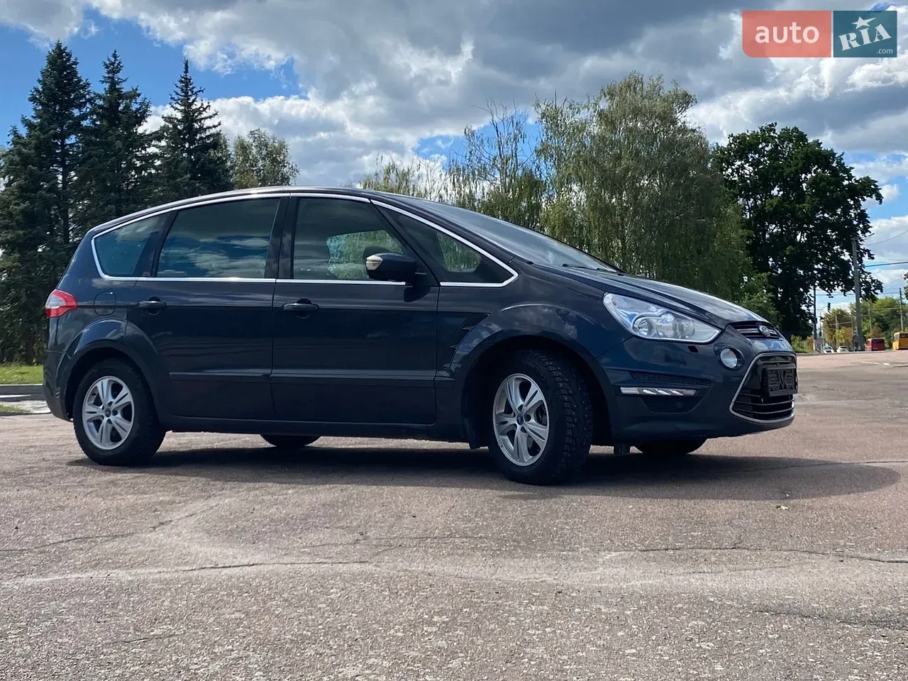 Ford S-Max 2011 photo 4