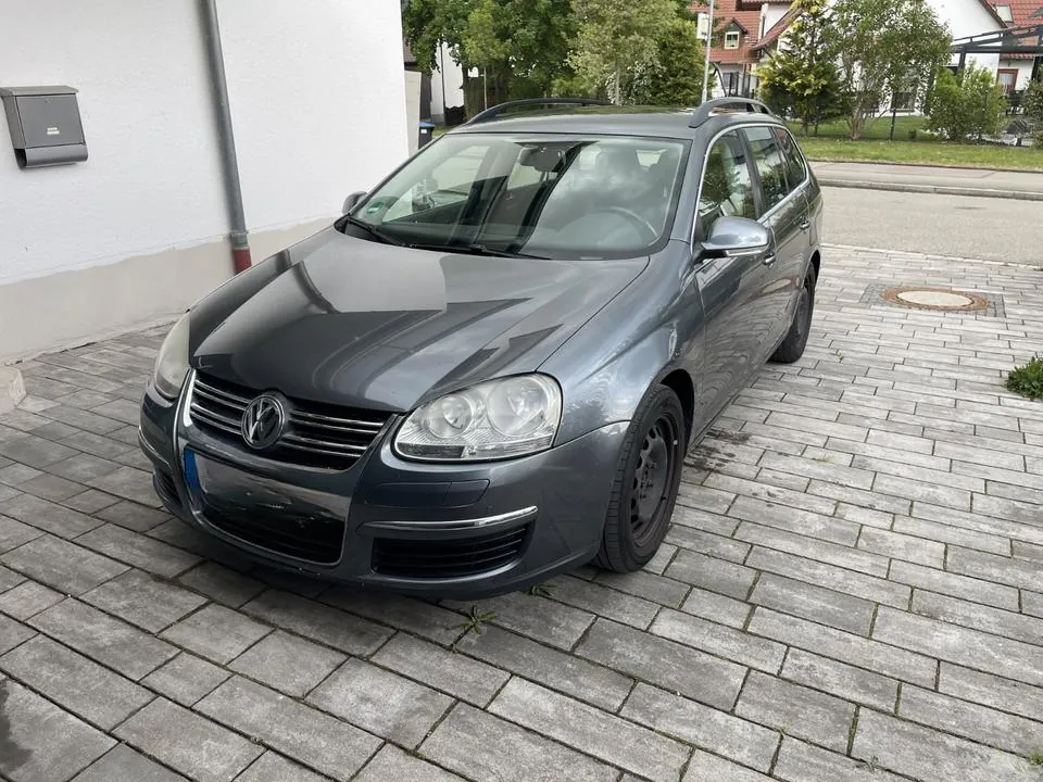 Volkswagen Golf V