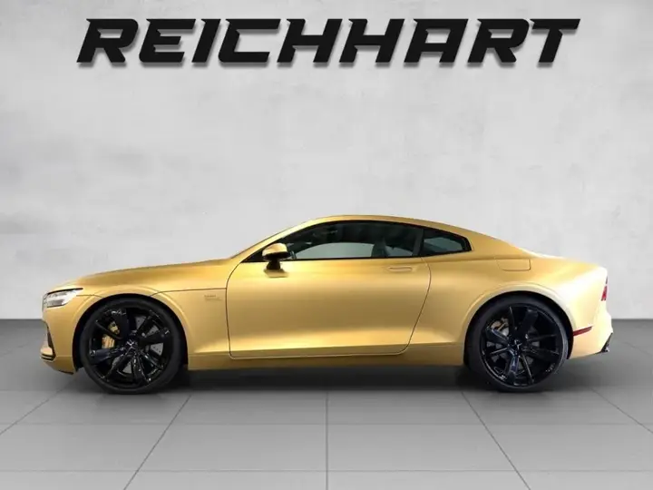 Polestar 1 2022 photo 2