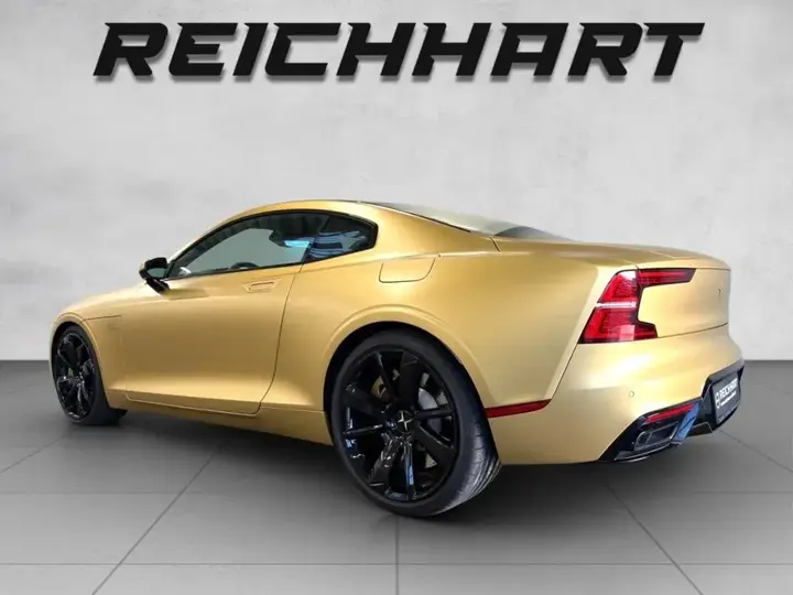 Polestar 1 2022 photo 3