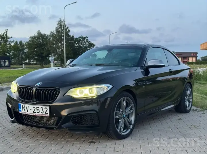 BMW M2 2014 photo 2