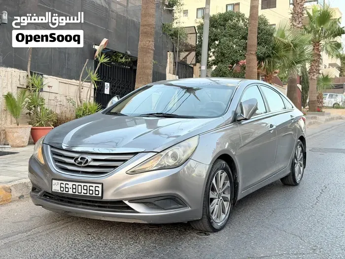 Hyundai Sonata 2014 photo 2