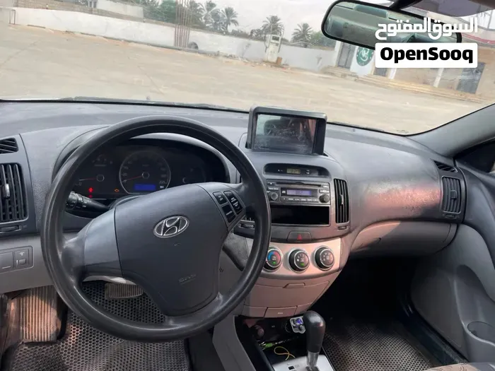Hyundai Avante 2008 photo 4