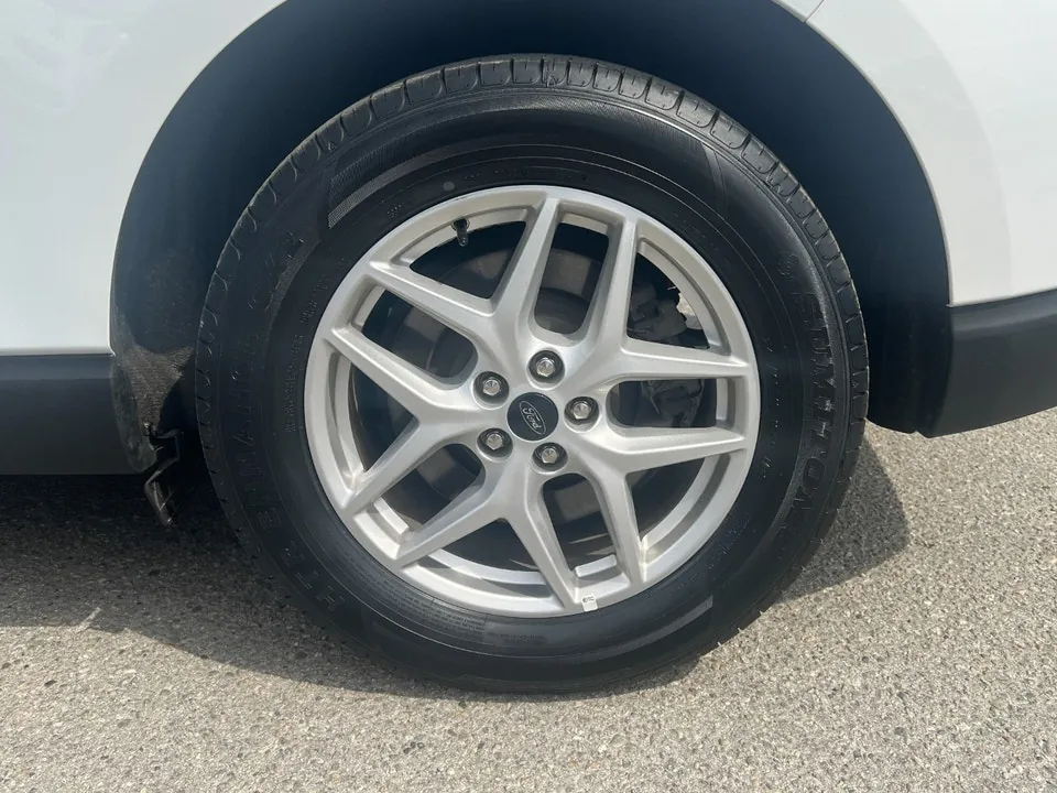 Ford Edge 2023 photo 3
