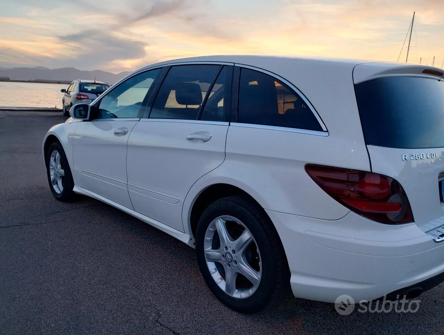 Mercedes-Benz C-Class 2010 photo 3