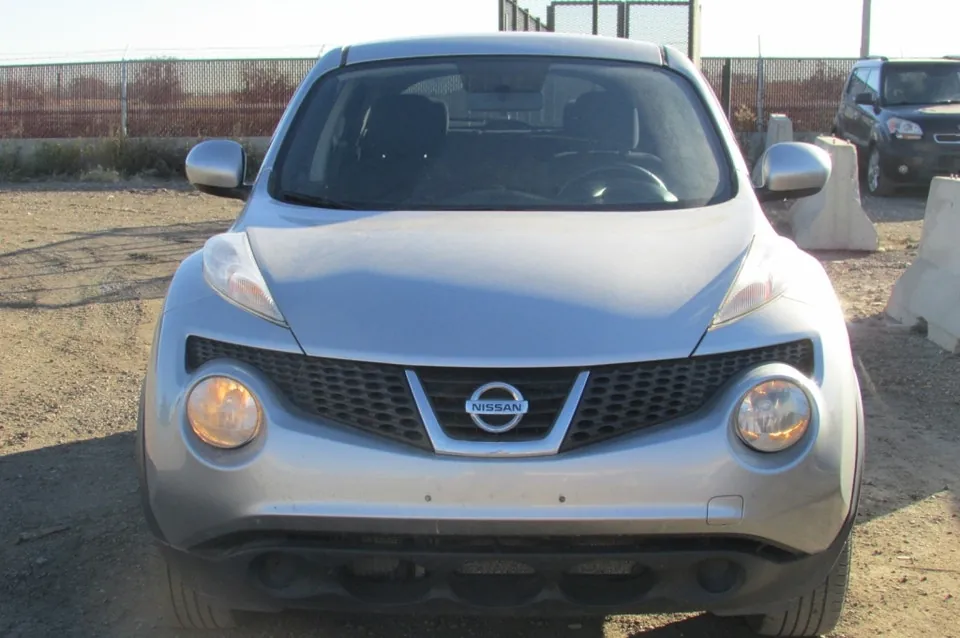 Nissan Juke 2012 photo 2