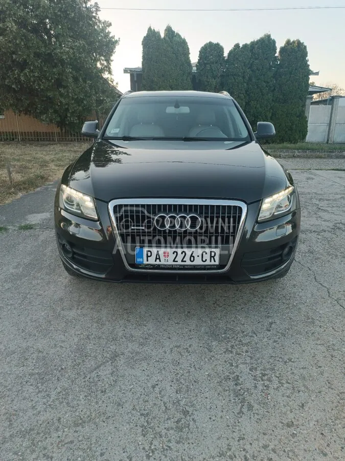 Audi Q5 2009 photo 2