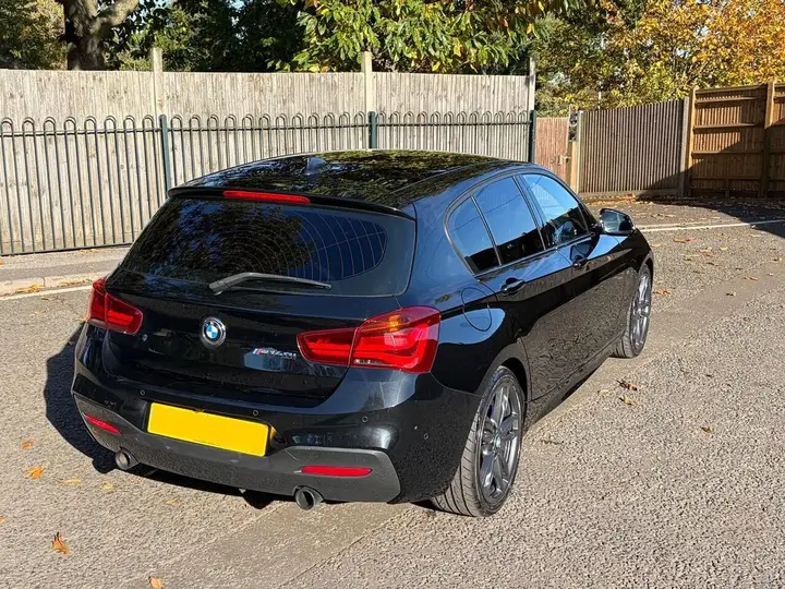 BMW 1 Series 2018 photo 3