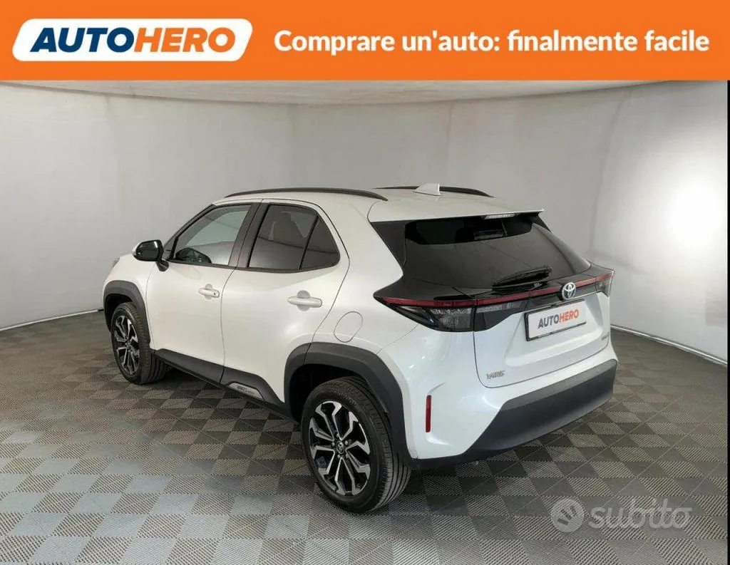 Toyota Yaris Cross 2023 photo 4