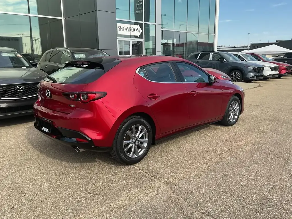 Mazda 3 2022 photo 4