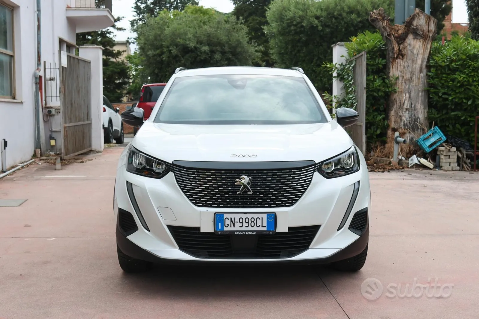 Peugeot 2008 2023 photo 2