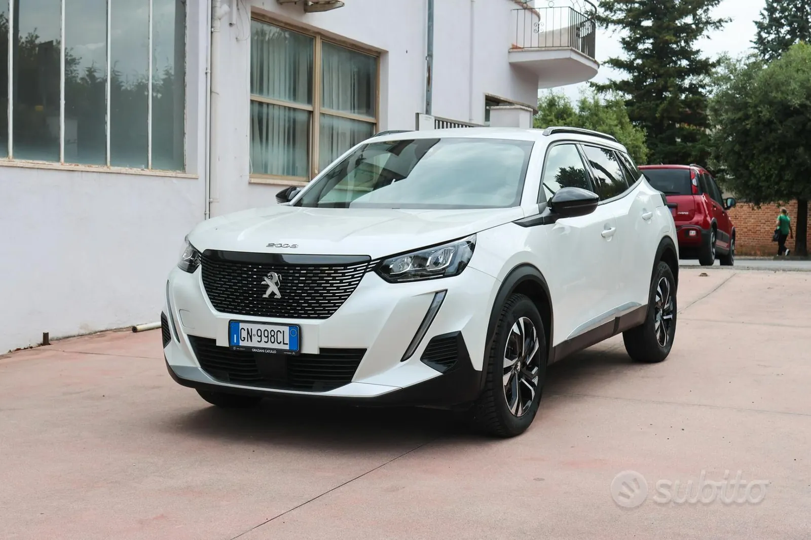 Peugeot 2008 2023 photo 3