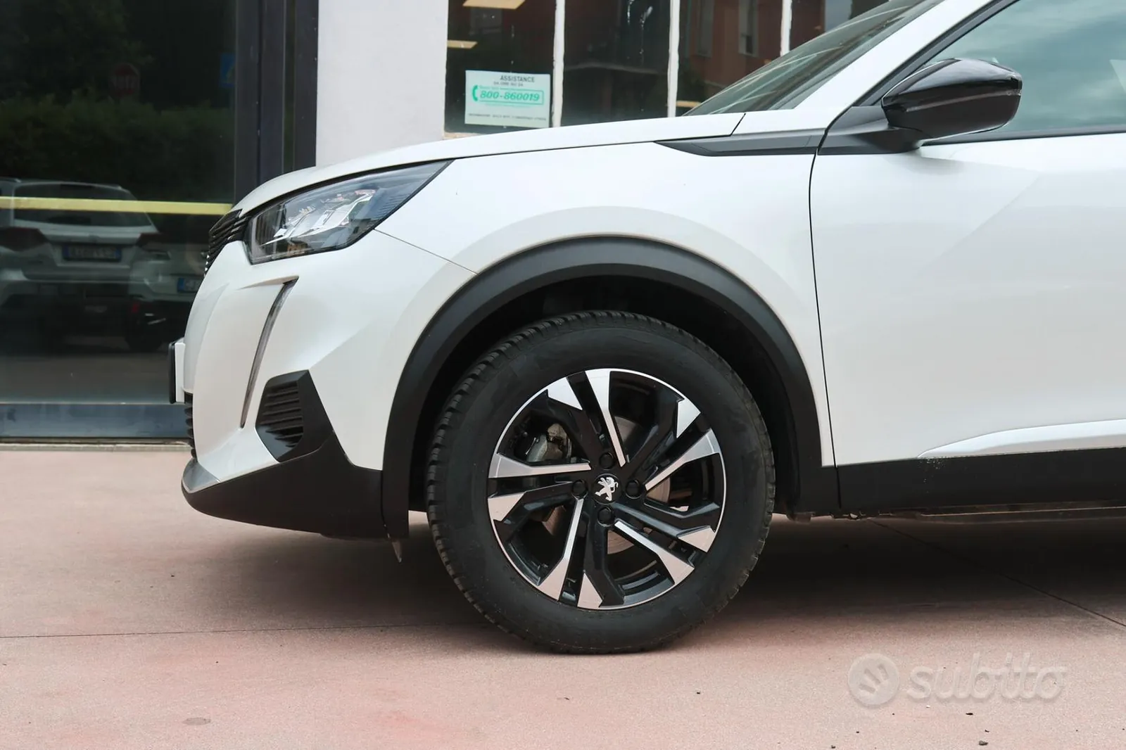 Peugeot 2008 2023 photo 5