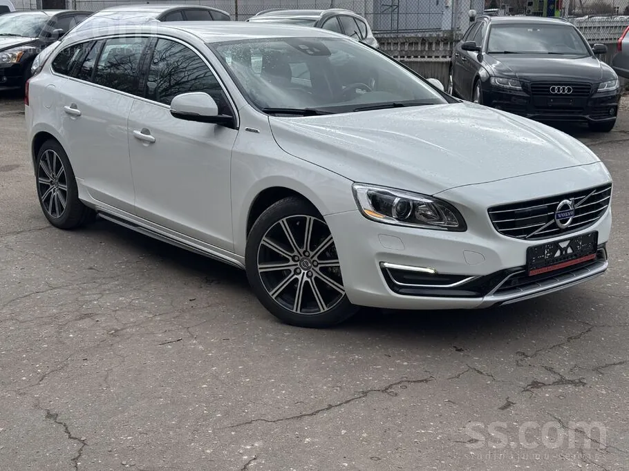 Volvo V60 2014 photo 5