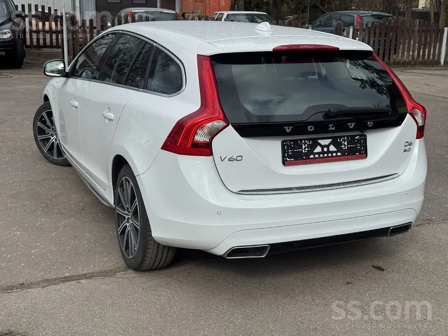 Volvo V60 2014 photo 3