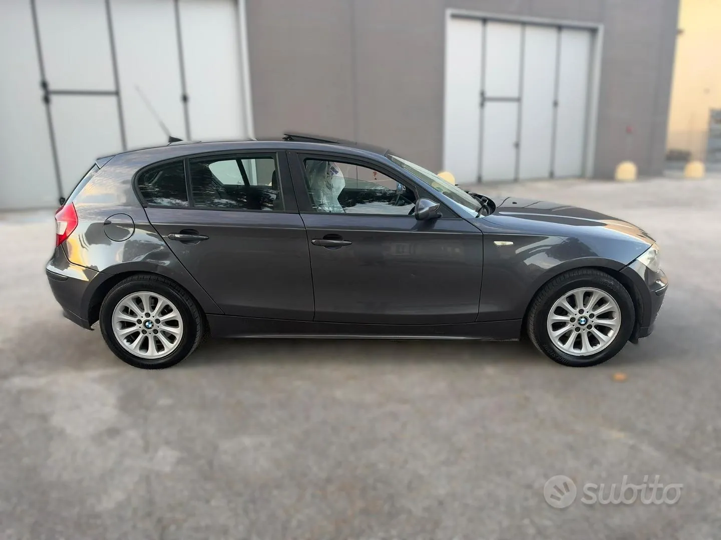 BMW 116 2008 photo 2