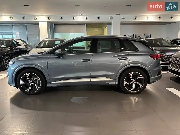 Audi Q4 E-Tron 2024 photo 3