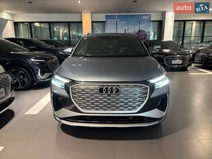 Audi Q4 E-Tron 2024 photo 2