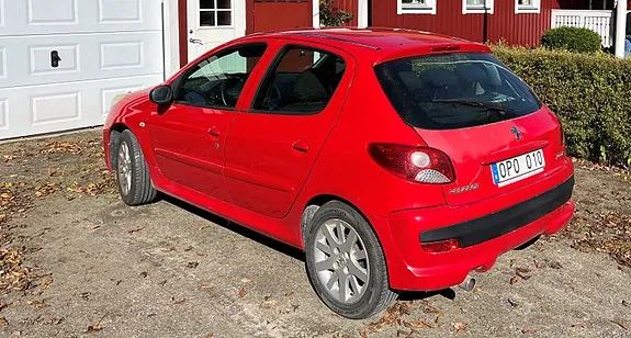 Peugeot 206 2010 photo 2