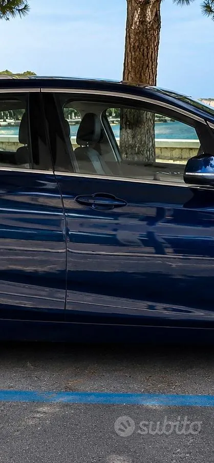 BMW 216D 2018 photo 5