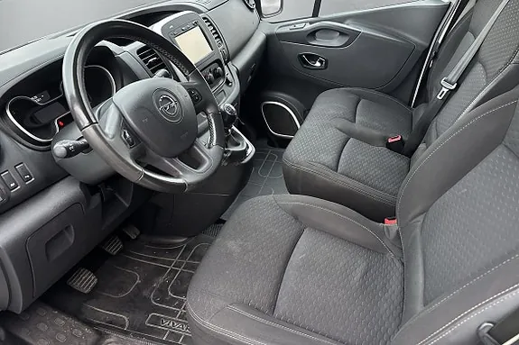 Opel Vivaro 2015 photo 4