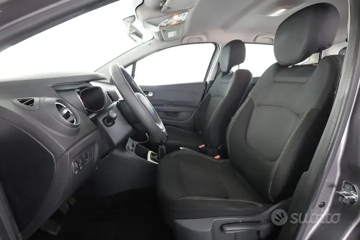 Renault Captur 2017 photo 2