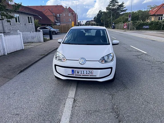 Volkswagen Up 2013 photo 4