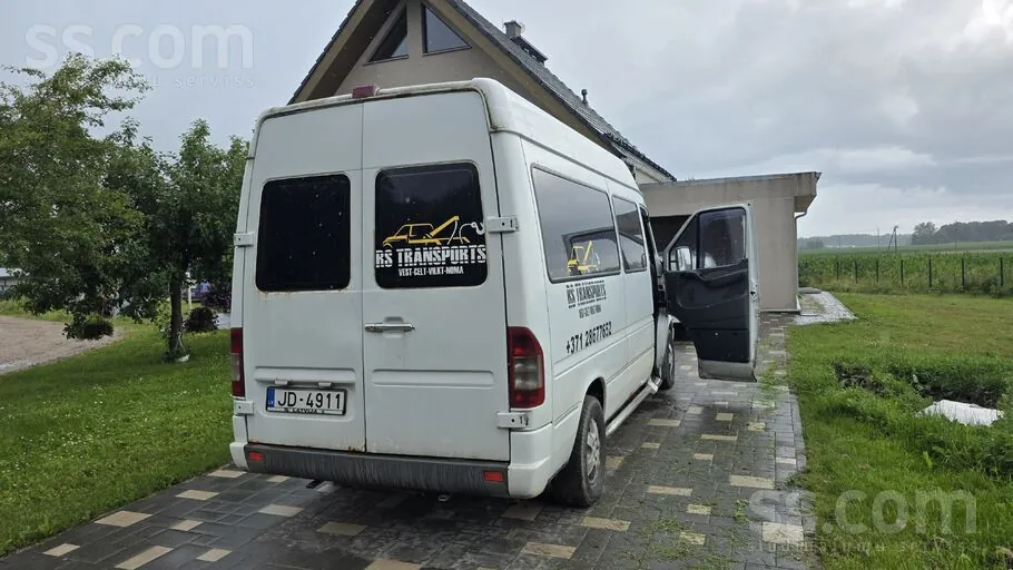 Mercedes-Benz Sprinter 2004 photo 5