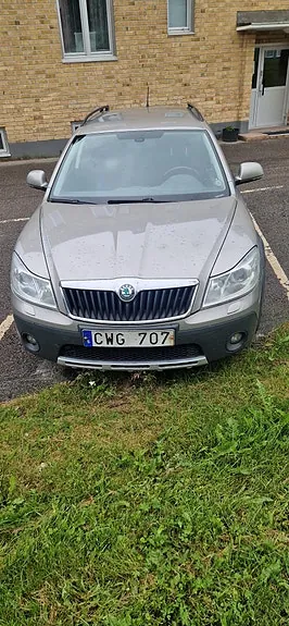 Skoda Octavia Scout 2012 photo 4