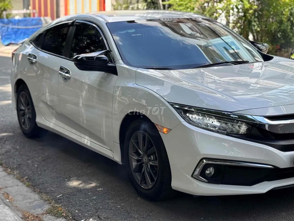 Honda Civic 2019 photo 3