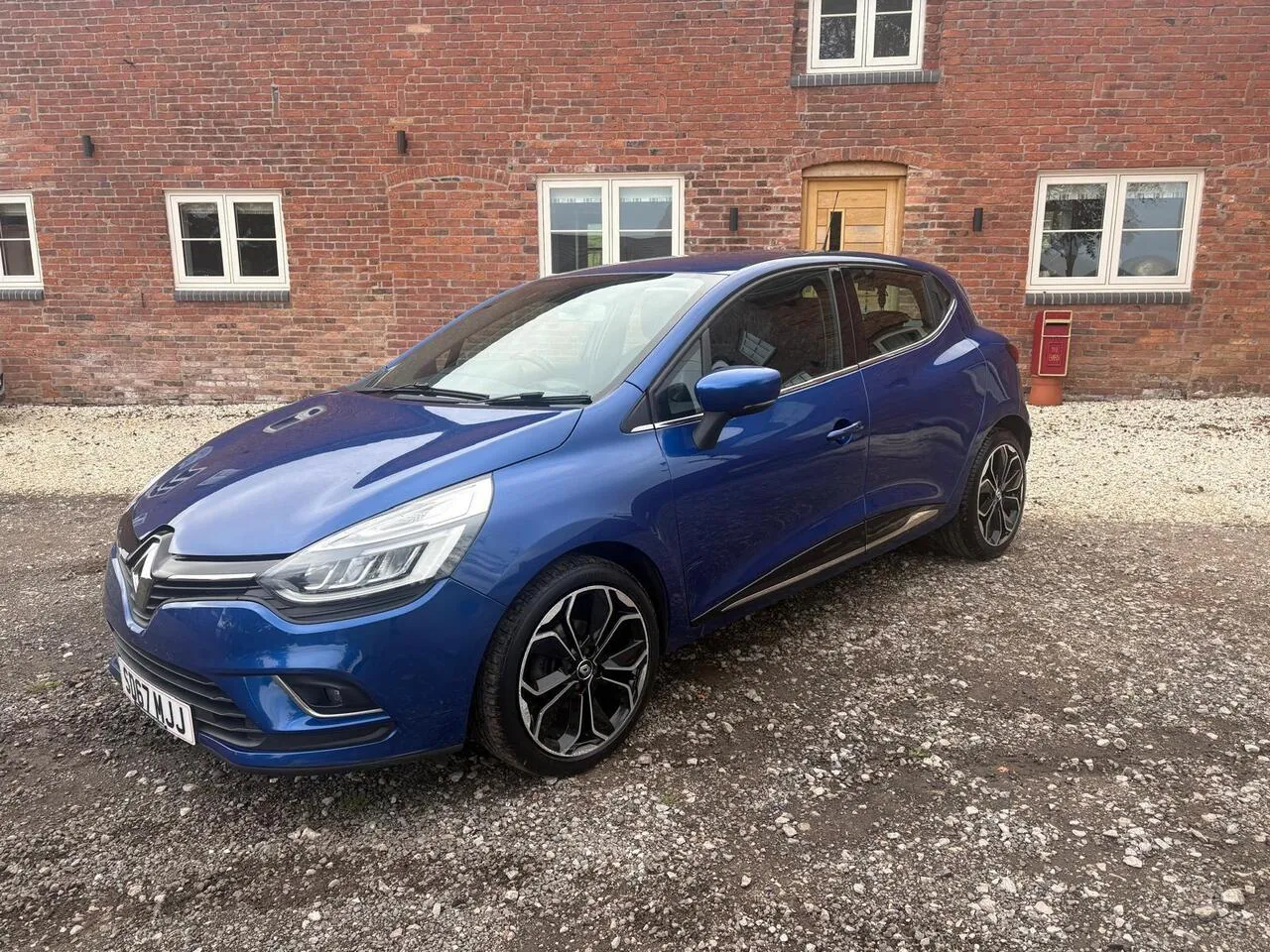 Renault Clio 2017 photo 2