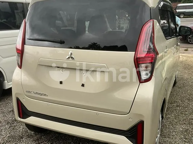 Mitsubishi Ek Wagon 2023 photo 3