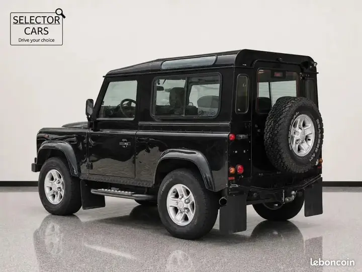 Land Rover Defender 2005 photo 4