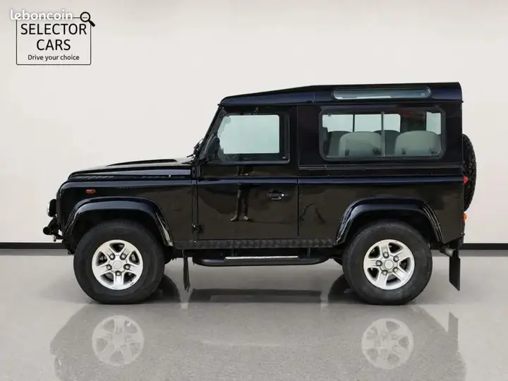 Land Rover Defender 2005 photo 3