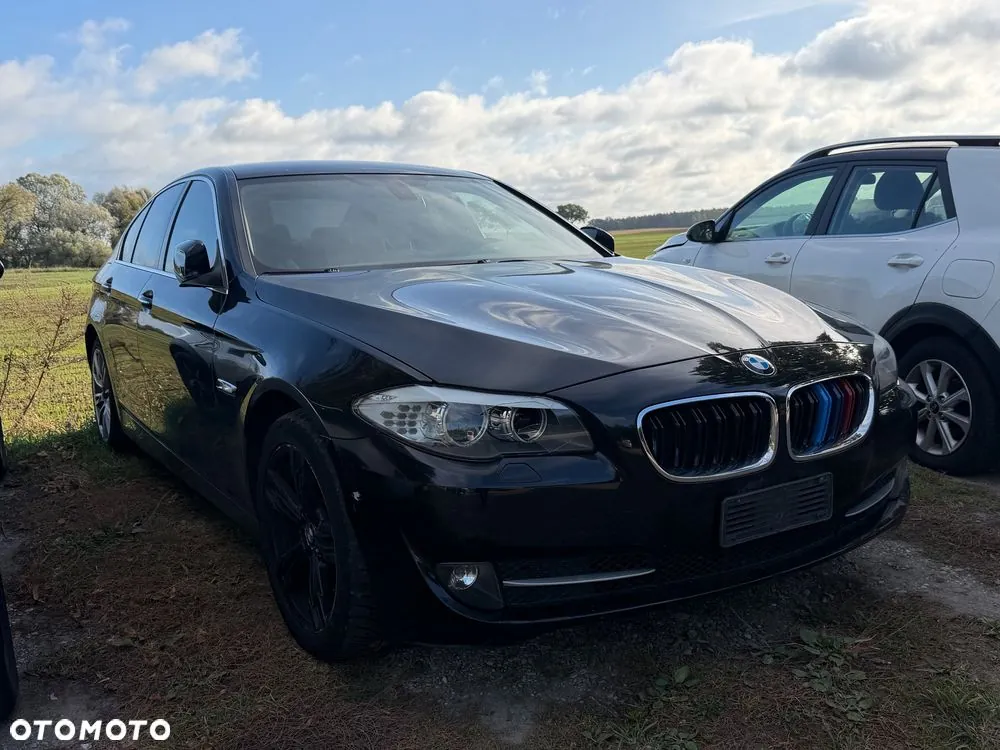 BMW 5 Series 2010 photo 2