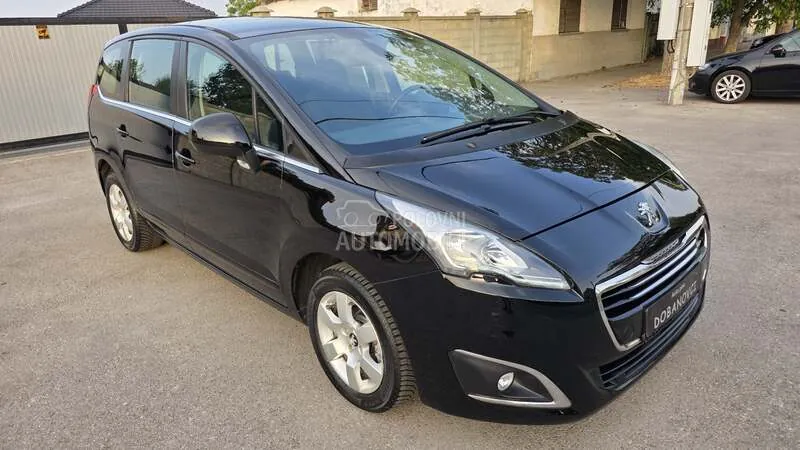 Peugeot 5008 2016 photo 3