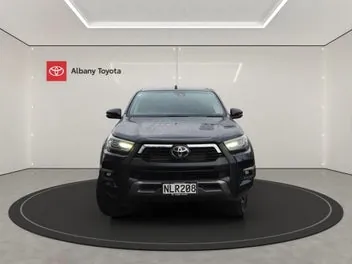 Toyota Hilux 2021 photo 2