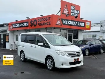 Nissan Serena 2012 photo 2