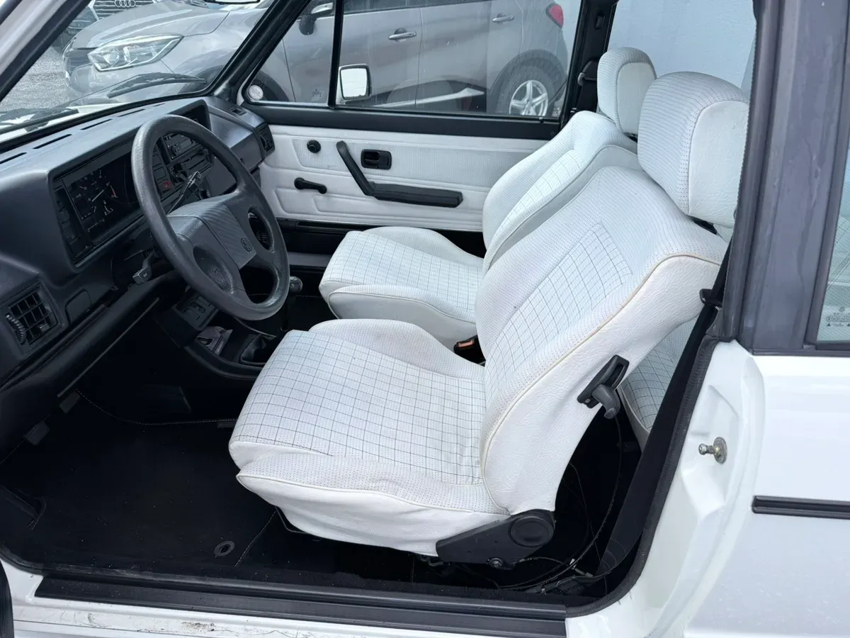 Volkswagen Golf 1991 photo 3
