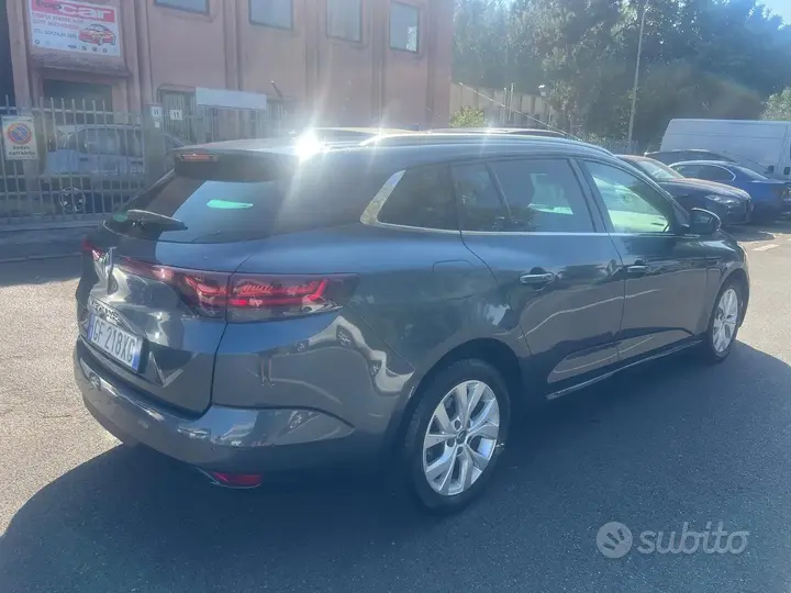 Renault Megane Sporter 2021 photo 2