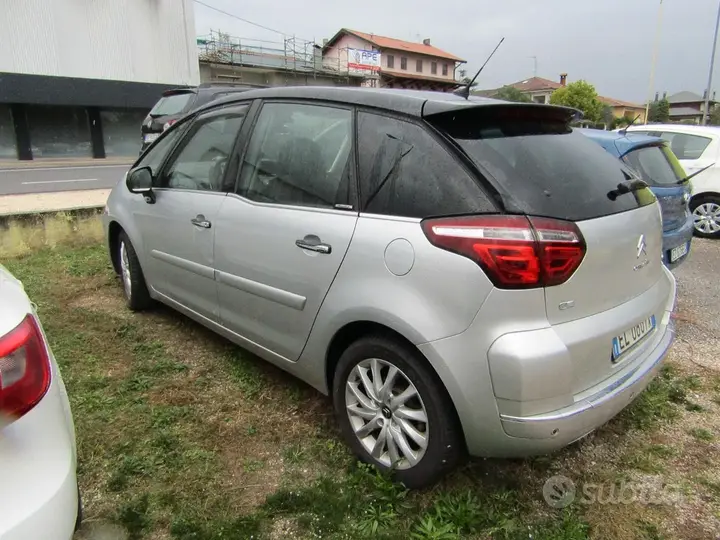 Citroen C4 2012 photo 3