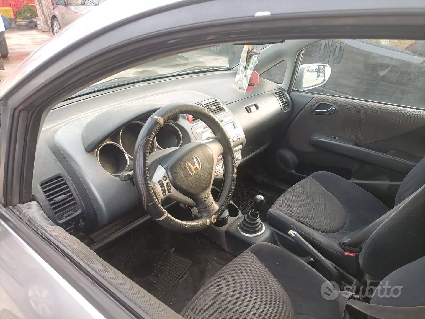 Honda Jazz 2007 photo 2