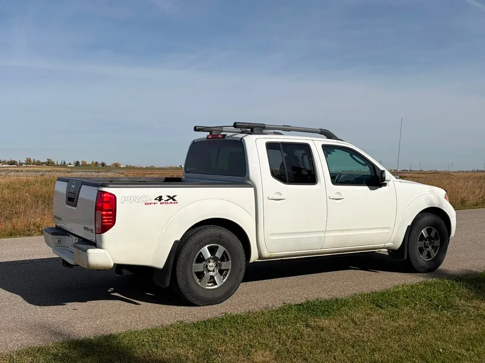 Nissan Frontier 2011 photo 5