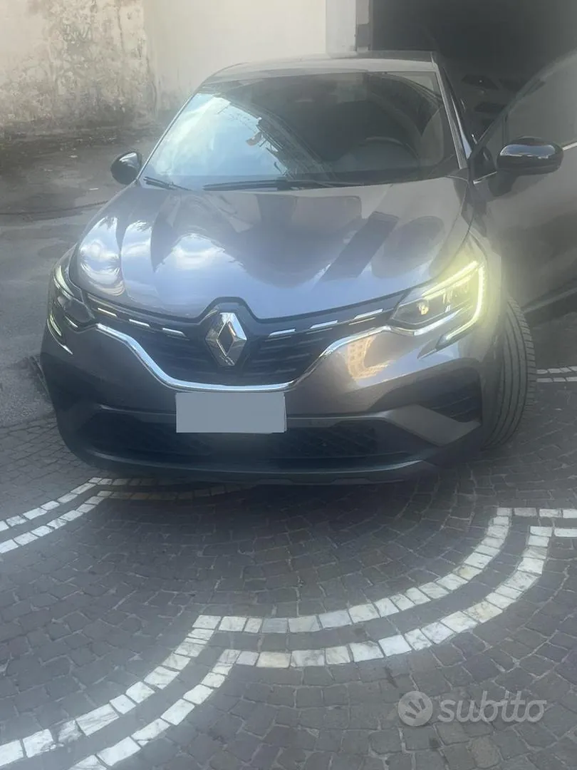 Renault Captur 2022 photo 2