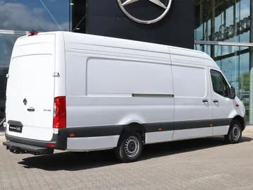 Mercedes-Benz Sprinter 2024 photo 2
