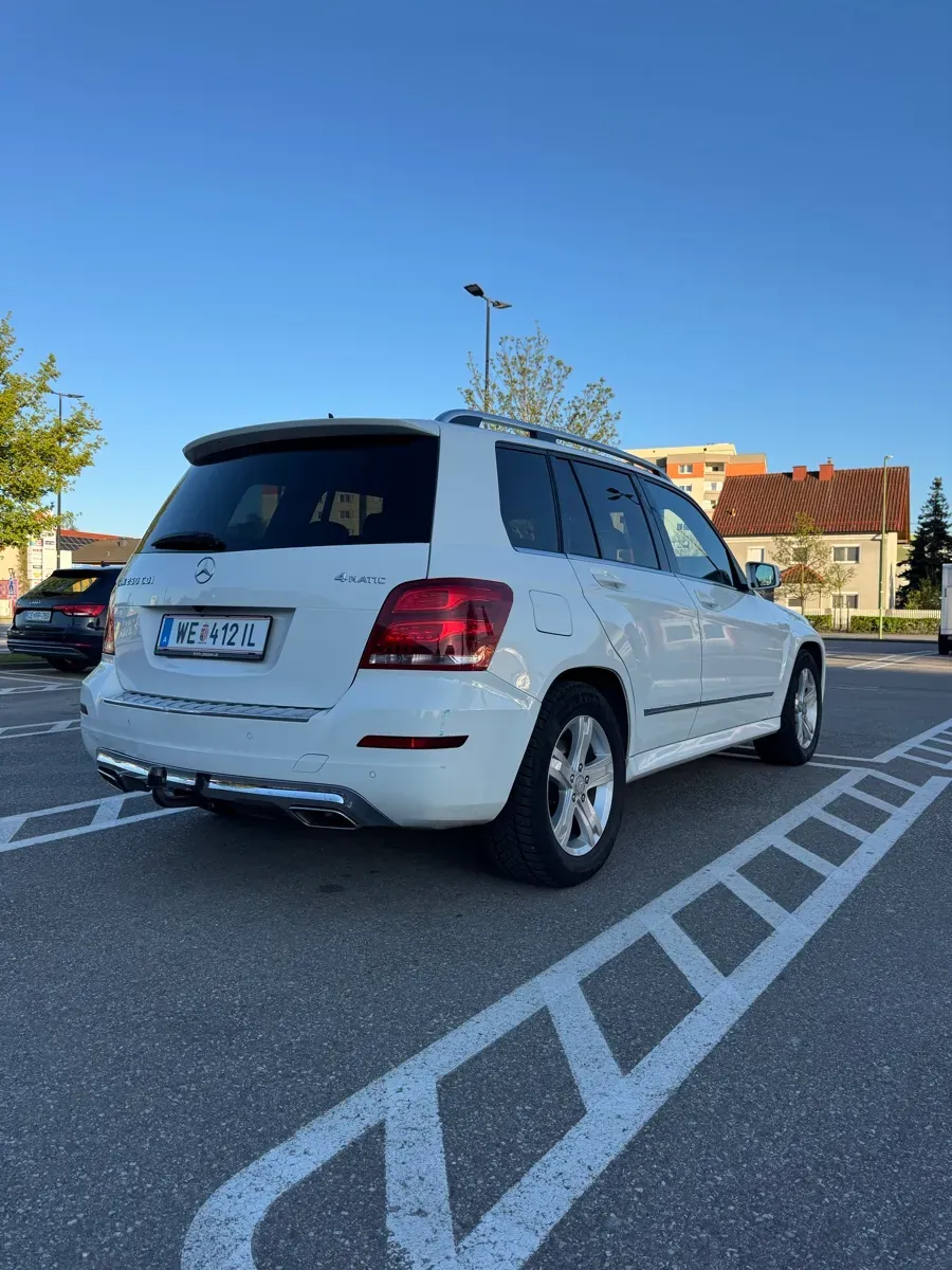 Mercedes-Benz Glk Class 2013 photo 2