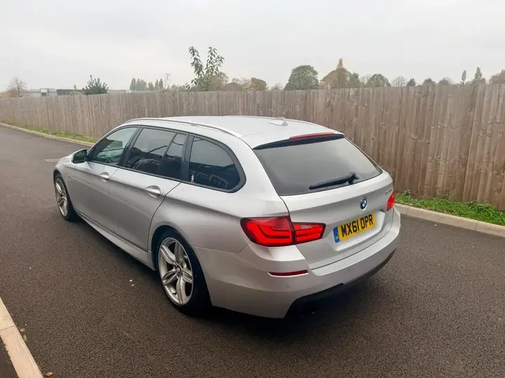 BMW 5 Series 2011 photo 5